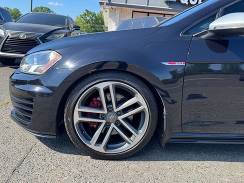 Used 2015 Volkswagen GTI SE FWD image 18