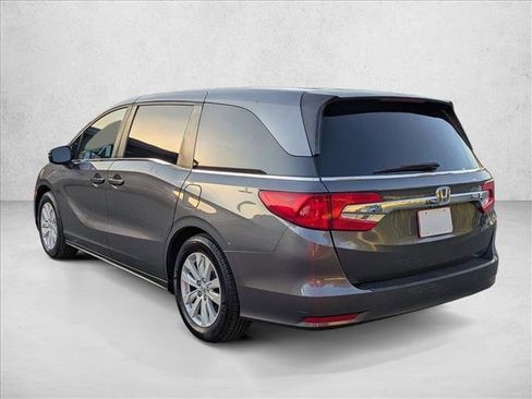 Used 2018 Honda Odyssey LX image 8