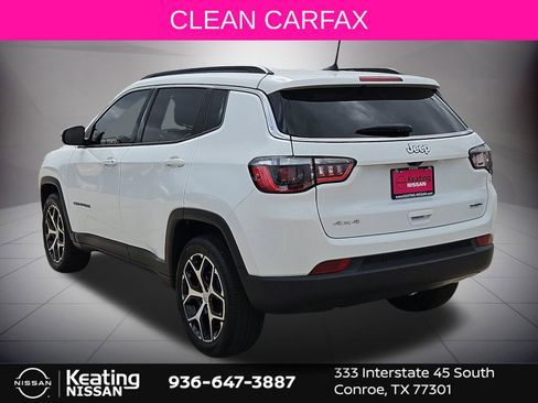 Used 2024 Jeep Compass Latitude image 5