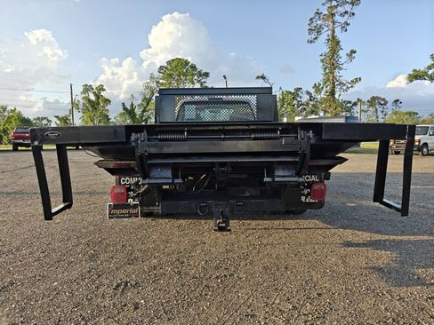 Used 2005 Ford F350 XL image 7