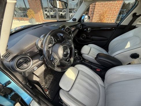 Used 2015 MINI Cooper S image 18