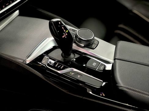 Used 2019 BMW 540i w/ M Sport Package RWD image 35