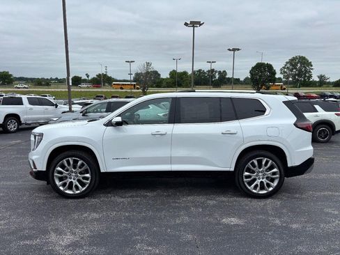 Certified 2024 GMC Acadia Denali w/ Super Cruise Package FWD image 2