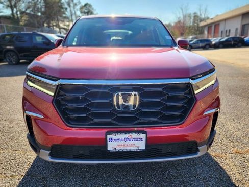 New 2025 Honda Pilot EX-L image 2
