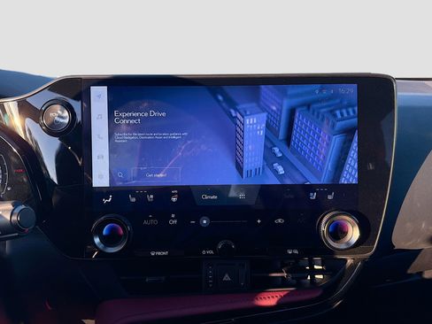 Used 2023 Lexus NX 350h 350h Premium image 33