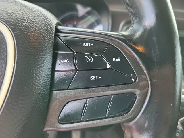 Used 2020 Dodge Charger SXT w/ Blacktop Package RWD image 24