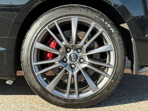 Used 2017 INFINITI Q60 Red Sport 400 image 28