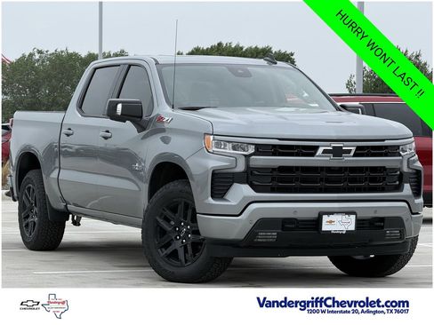 New 2026 Chevrolet Silverado 1500 RST w/ Convenience Package II AWD/4WD image 2