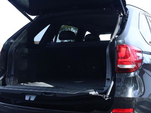 Used 2017 BMW X5 xDrive35i image 36