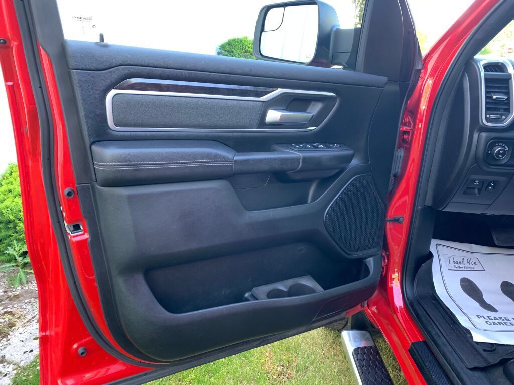 Used 2020 RAM 1500 Big Horn AWD/4WD image 11