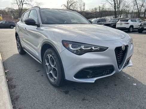 New 2026 Alfa Romeo Stelvio Sprint AWD/4WD image 2