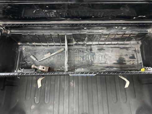 Used 2014 RAM 3500 Tradesman w/ Chrome Appearance Group image 13