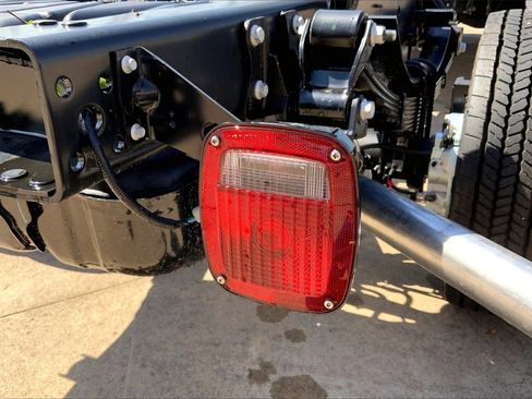 New 2025 Ford F450 image 6