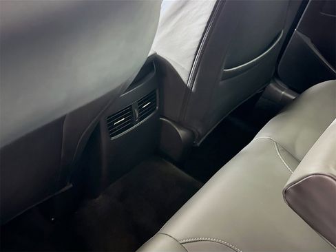 Used 2024 MAZDA CX-30 AWD 2.5 S w/ Preferred Package image 23