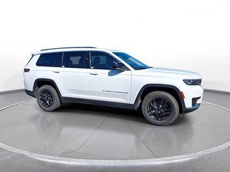 Used 2023 Jeep Grand Cherokee L Laredo AWD/4WD video 2