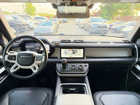 Used 2021 Land Rover Defender 110 X-Dynamic HSE AWD/4WD image 22