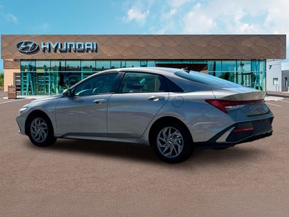 New 2025 Hyundai Elantra Blue