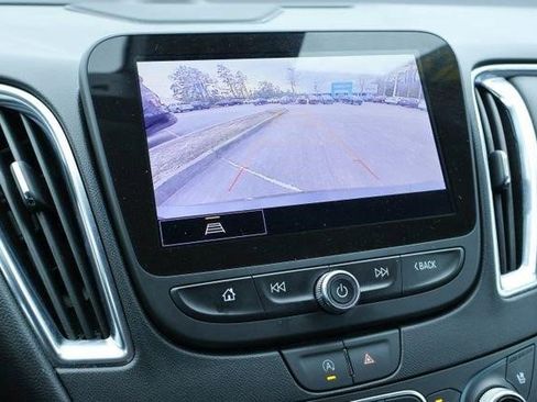 Certified 2024 Chevrolet Malibu LT image 5