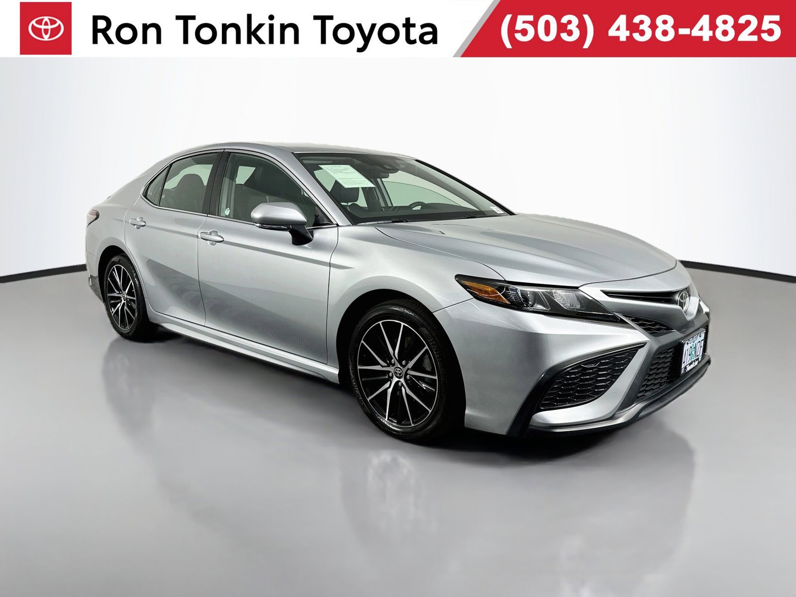 Certified 2023 Toyota Camry SE w/ Cold Weather Package FWD image 1