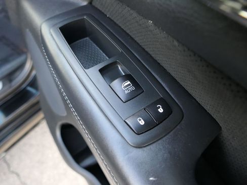 Used 2018 Jeep Grand Cherokee Trackhawk image 25