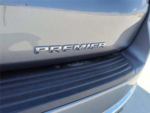 Used 2021 Chevrolet Tahoe Premier w/ Premium Package image 6