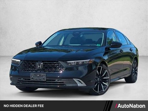 Used 2024 Honda Accord Touring image 1