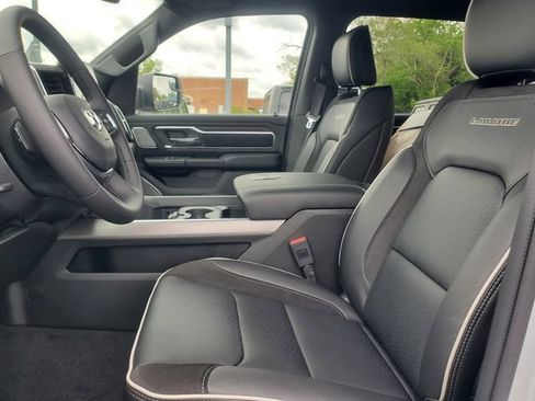 New 2026 RAM 1500 Laramie AWD/4WD image 10