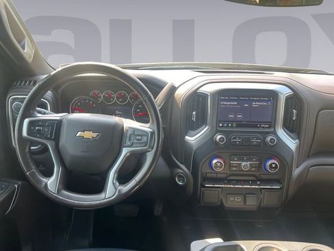 Used 2022 Chevrolet Silverado 1500 LT image 12
