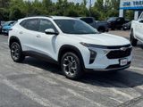 New 2025 Chevrolet Trax LT w/ Driver Confidence Package image 2