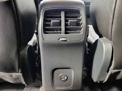 Used 2020 Ford Escape Titanium AWD/4WD image 13