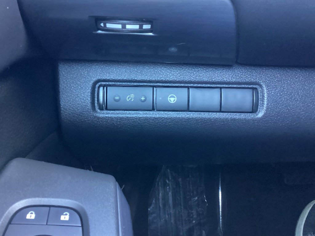 Used 2024 Nissan Pathfinder Rock Creek AWD/4WD image 28