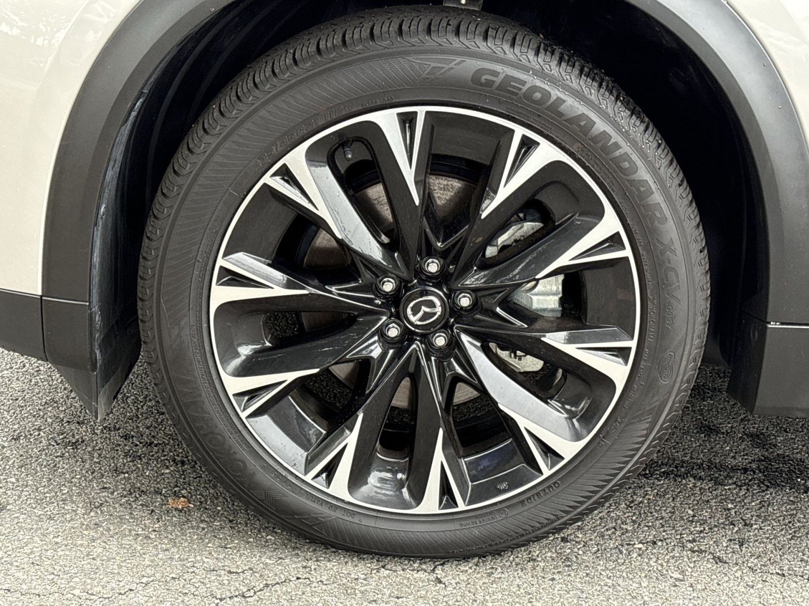 Used 2024 MAZDA CX-90 Plug-In Hybrid w/ Premium Pkg AWD/4WD image 13