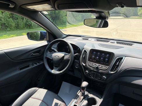 Used 2023 Chevrolet Equinox RS w/ RS Leather Package FWD image 39
