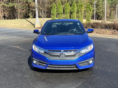 Used 2017 Honda Civic EX-T image 3