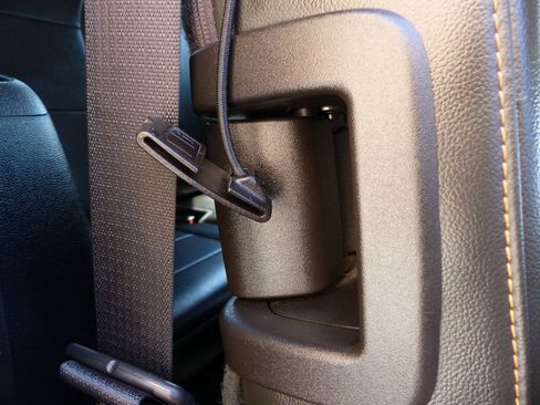 Used 2020 Chevrolet Traverse LT w/ LT Premium Package FWD image 52