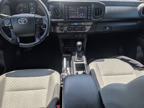 Used 2022 Toyota Tacoma SR AWD/4WD image 11
