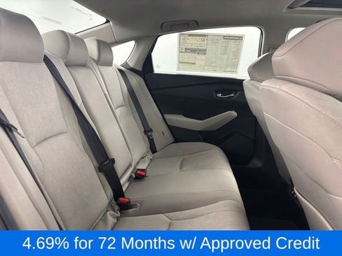 Certified 2025 Honda Accord SE image 11