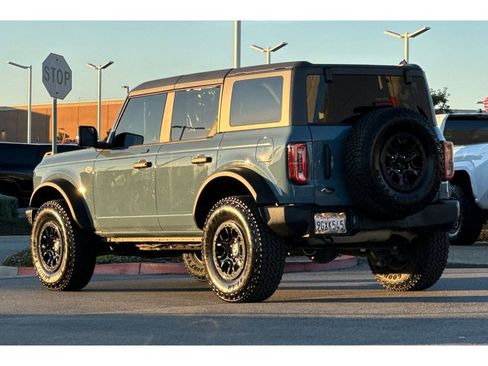 Used 2023 Ford Bronco Wildtrak image 6