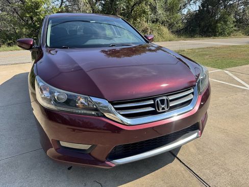 Used 2015 Honda Accord Sport image 3