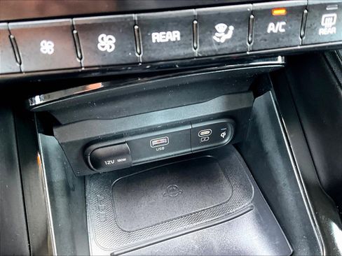 Used 2024 Kia Telluride S w/ S Sunroof Package AWD/4WD image 16