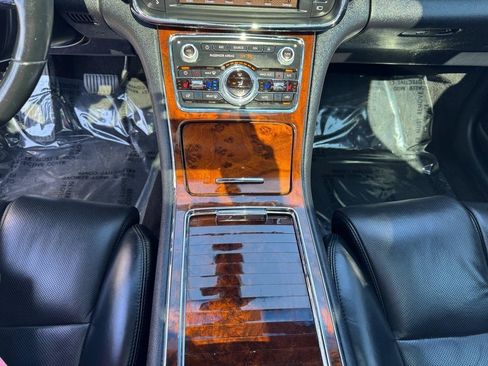Used 2017 Lincoln Continental Reserve w/ Luxury Package AWD/4WD image 35