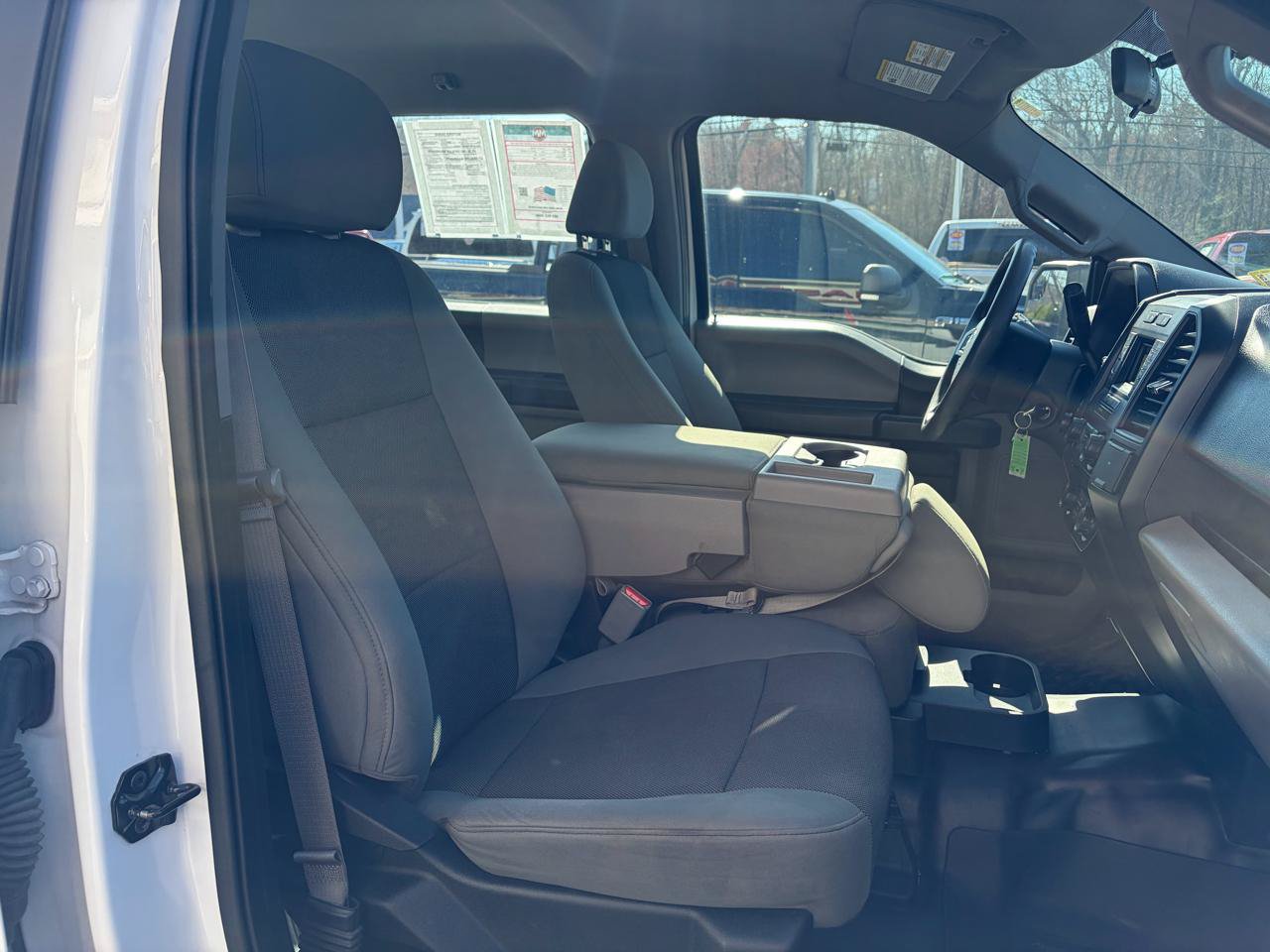 Used 2016 Ford F150 XL w/ Equipment Group 101A Mid AWD/4WD image 43
