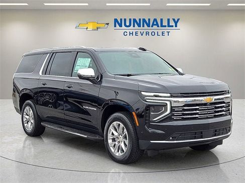 New 2026 Chevrolet Suburban Premier image 7