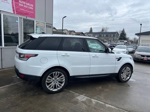 Used 2015 Land Rover Range Rover Sport SE image 8