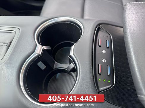 Used 2024 Toyota Venza Limited AWD/4WD image 33