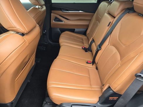 Used 2023 INFINITI QX60 Sensory w/ Cargo Package AWD/4WD image 14