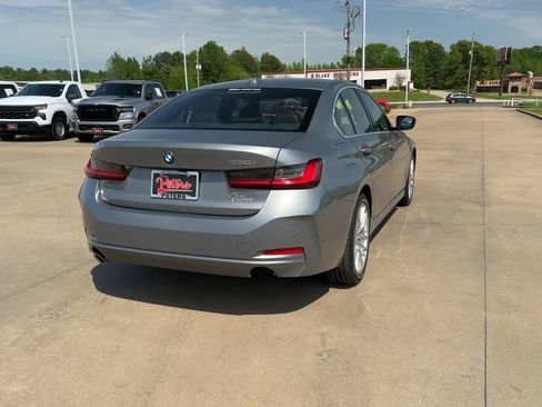 Used 2024 BMW 330i xDrive Sedan w/ Convenience Package image 7