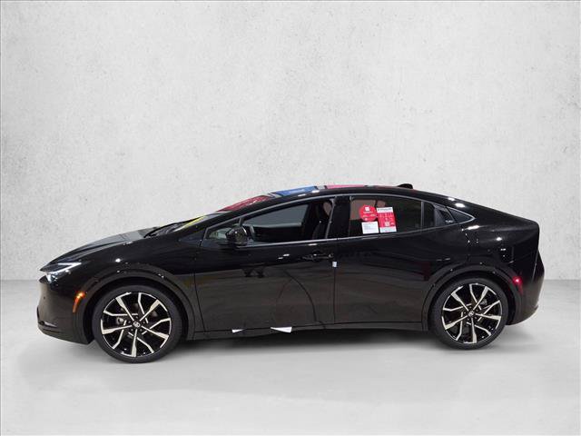 New 2027 Toyota Prius Plug-In Hybrid FWD image 5