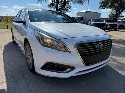 Used 2017 Hyundai Sonata Plug-In Hybrid