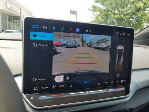 Certified 2025 Volkswagen ID.4 Pro RWD image 31